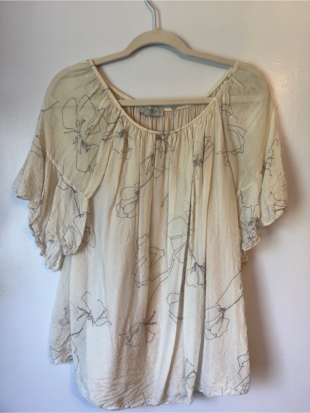 Angela Moda- Flowy Cream Floral Peasant Top